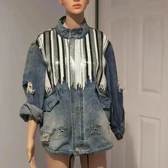 Jean jacket - Picture 2 of 7